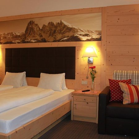 Hotel Garni Doris Castelrotto Værelse billede