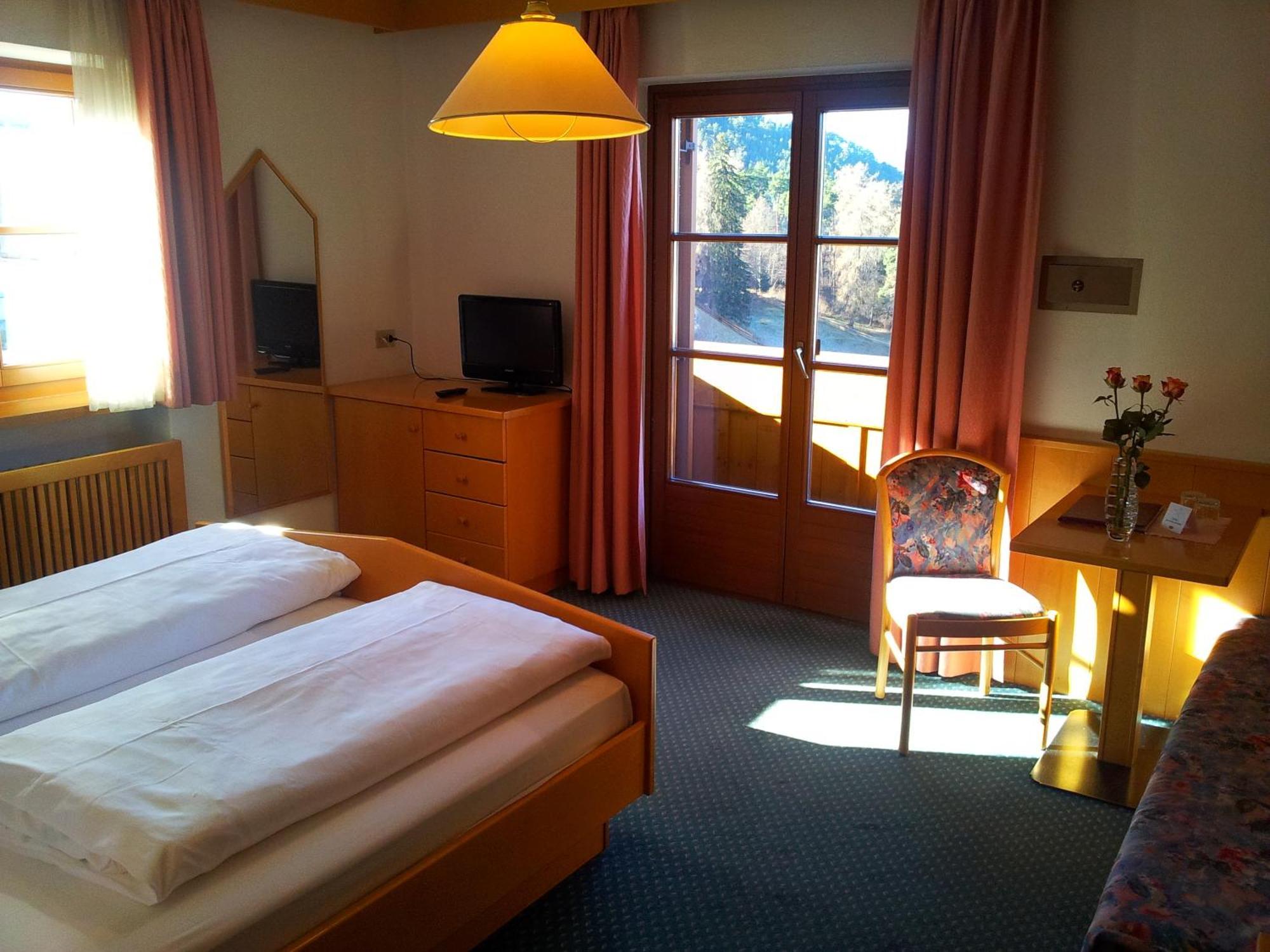 Hotel Garni Doris Castelrotto Værelse billede